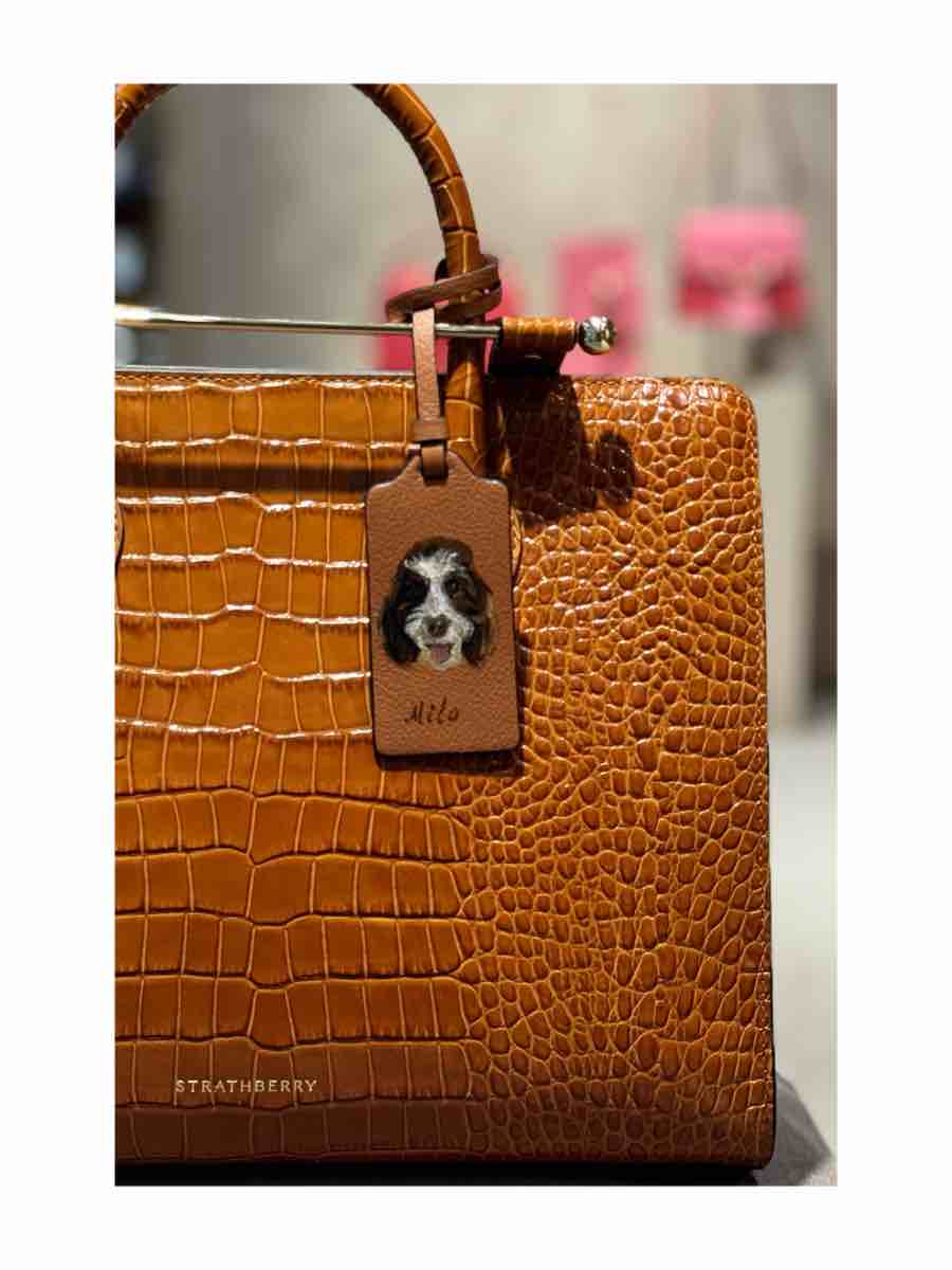 Personalised painted small leather good